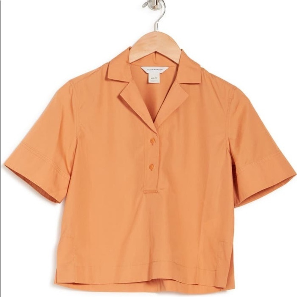 CLUB Monaco Notch Collar Crop Shirt